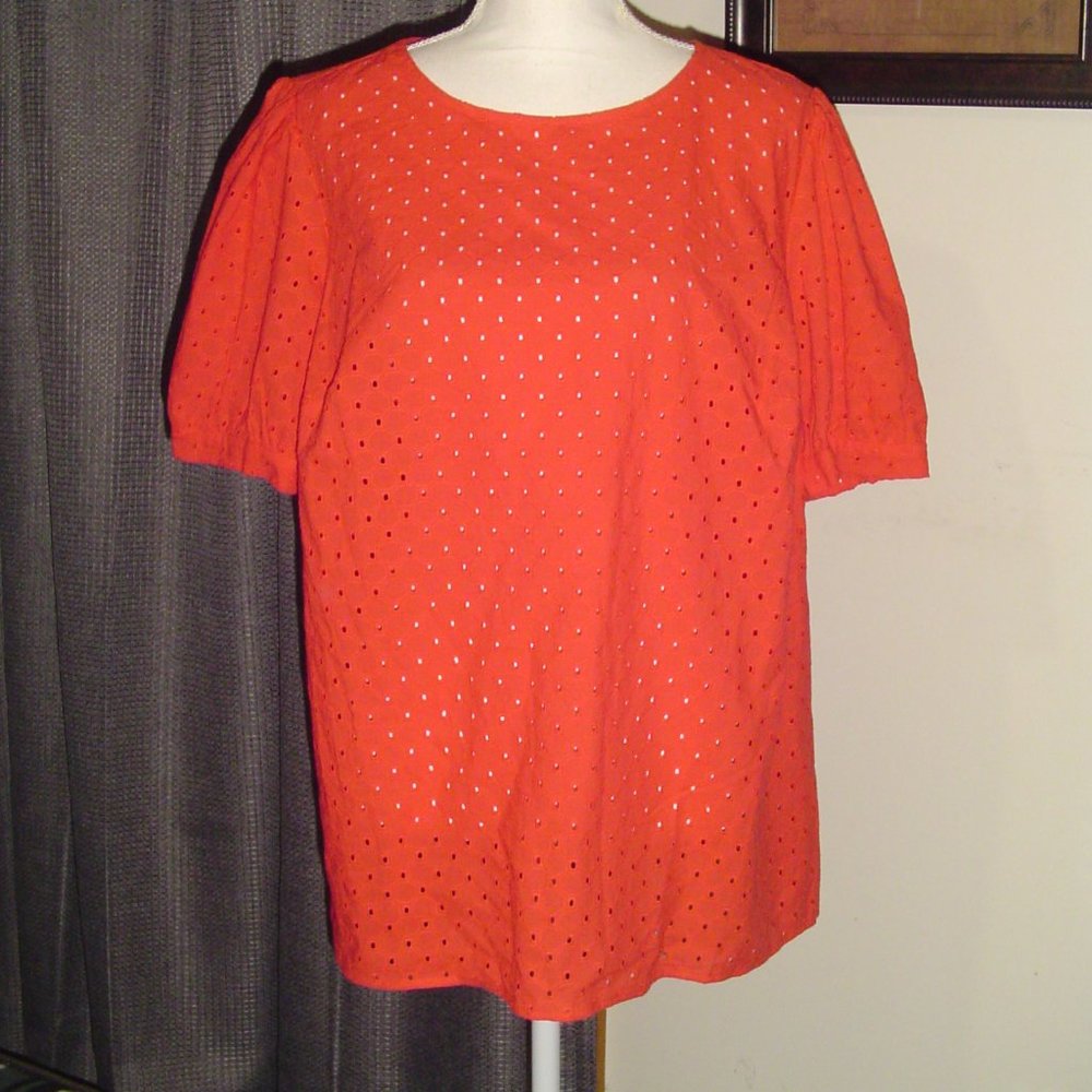 Ava & Viv Red Eyelet Top X ( 14W)